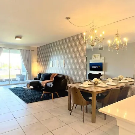 Stay Our Stylish 2 Bedroom 6 Minutes To Disney World